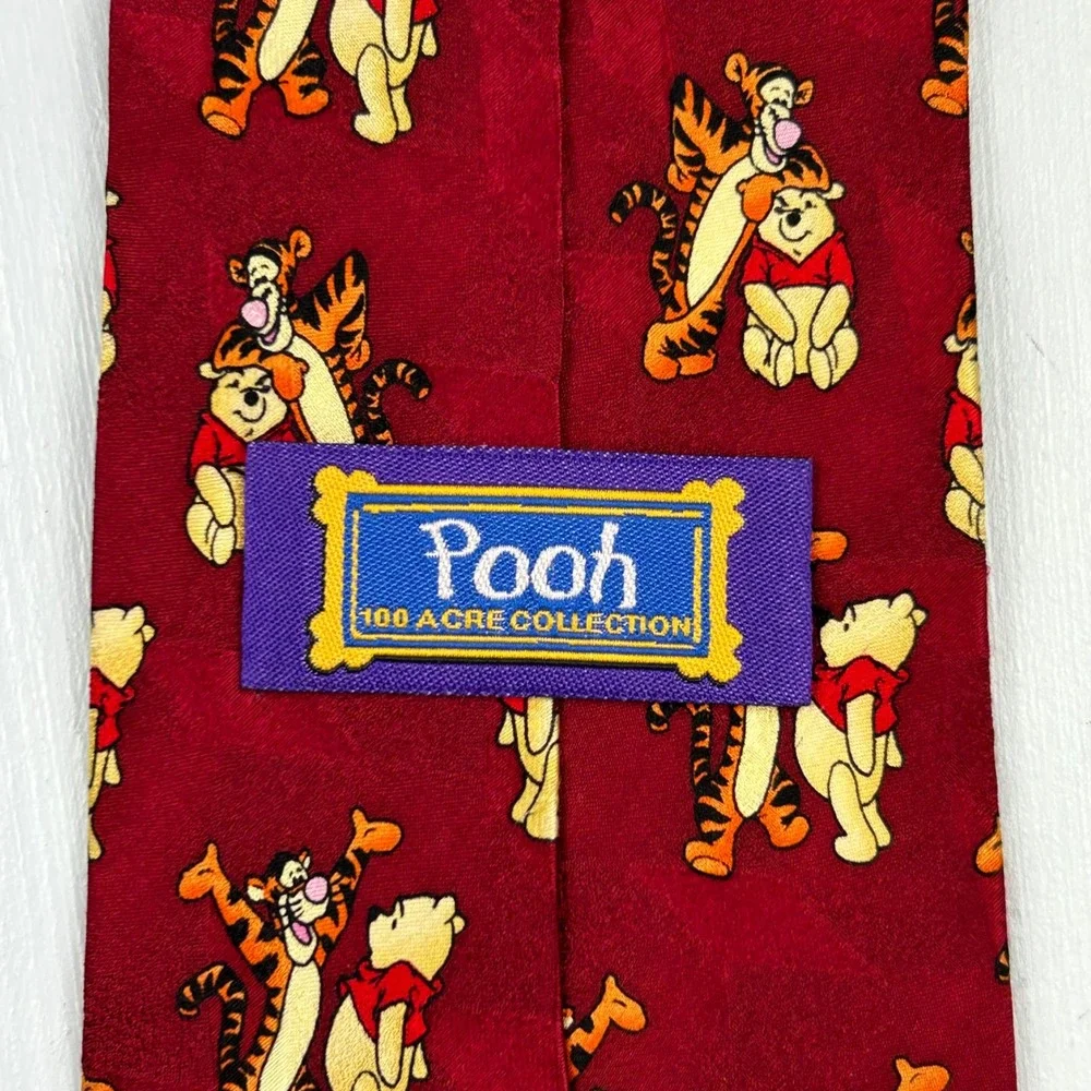 Disney Pooh 100 Acre Collection Silk Tie Red Winnie the Pooh Tigger MBP Corp